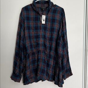 Lane Bryant plaid long-sleeve button-down flannel shirt Size 26 /28 along sleeve